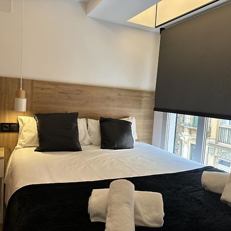 Irreverents Suites Malaga Bagian luar foto