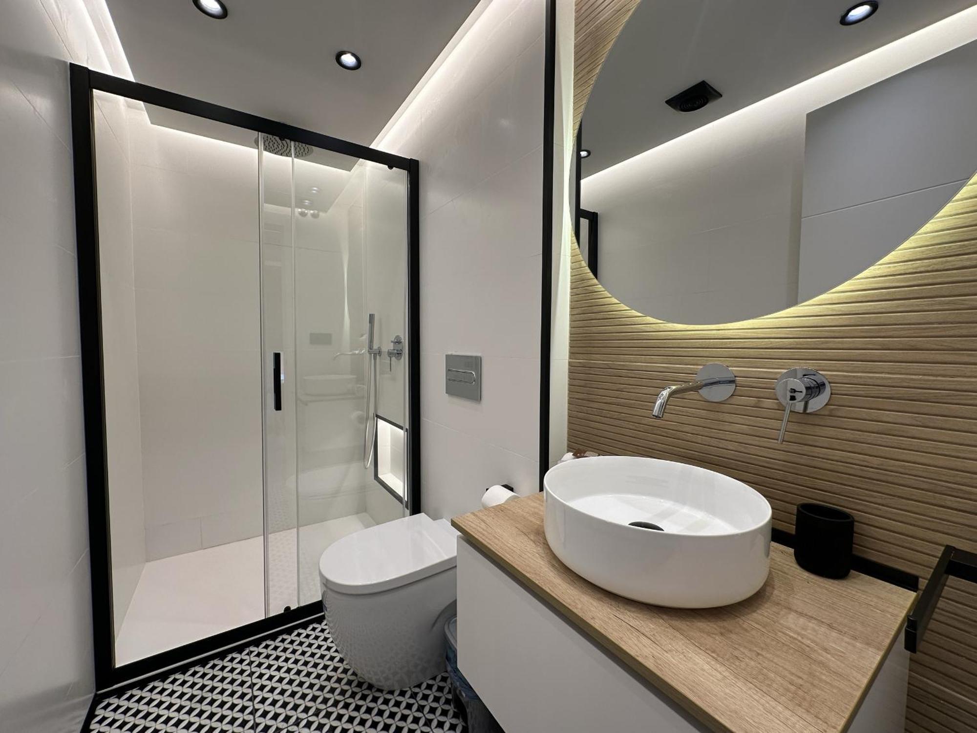 Irreverents Suites Malaga Bagian luar foto